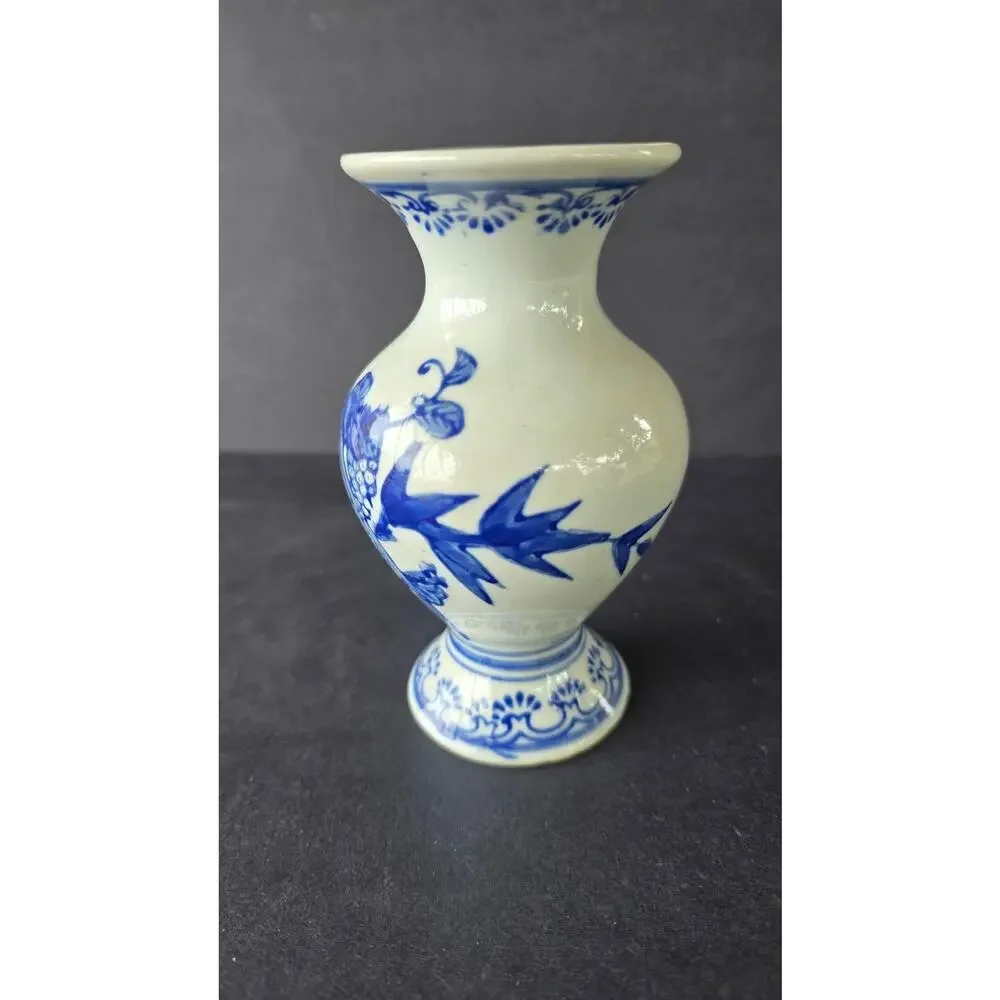 Vintage Blue White Porcelain Mini Bud Vase Asian Floral Bamboo Table Decor